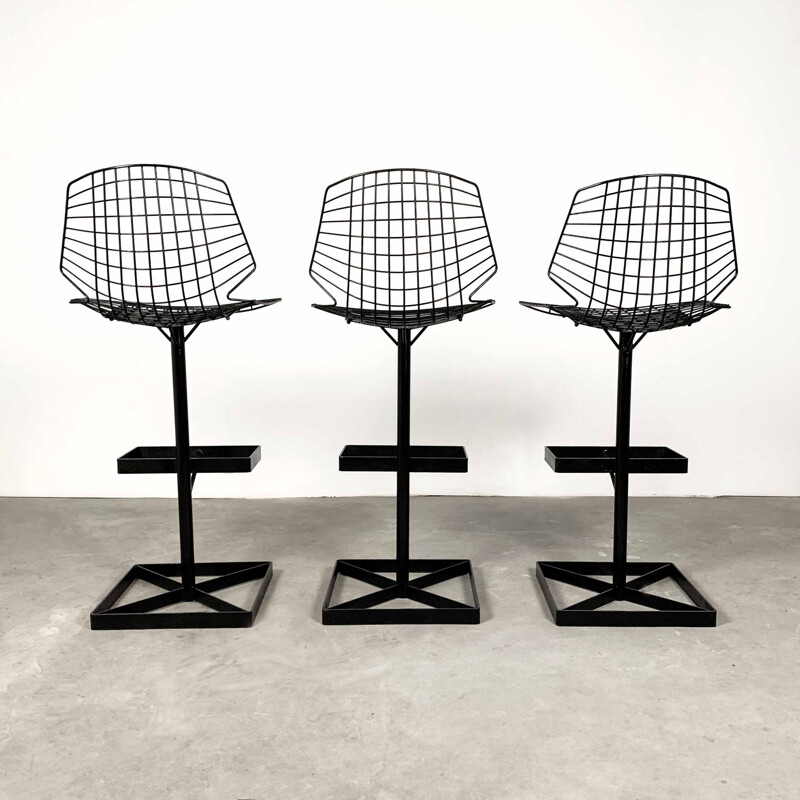 Ensemble de 3 chaises hautes "Nice" de Georges Laurent,  1960