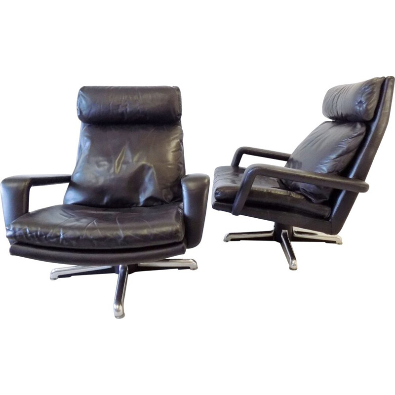 Set of 2 black leather vintage armchairs by Hans Kaufeld 