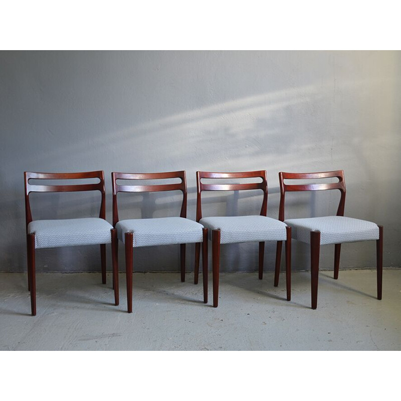 Set of 4 vintage Scandinavian Teak Dining Chairs, 1970s