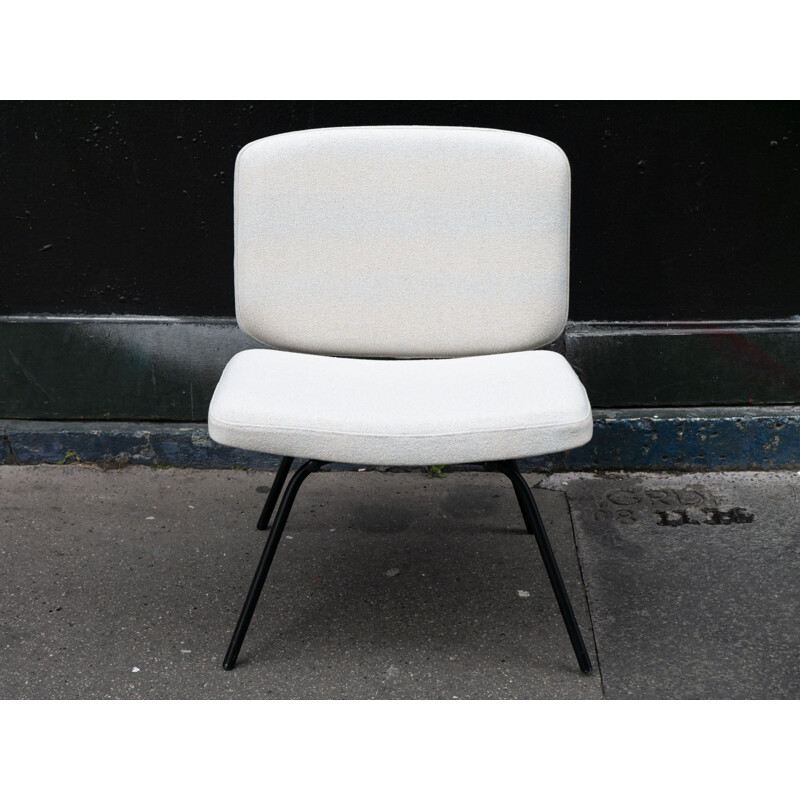 heated chair CM190 by Pierre Paulin by Thonet