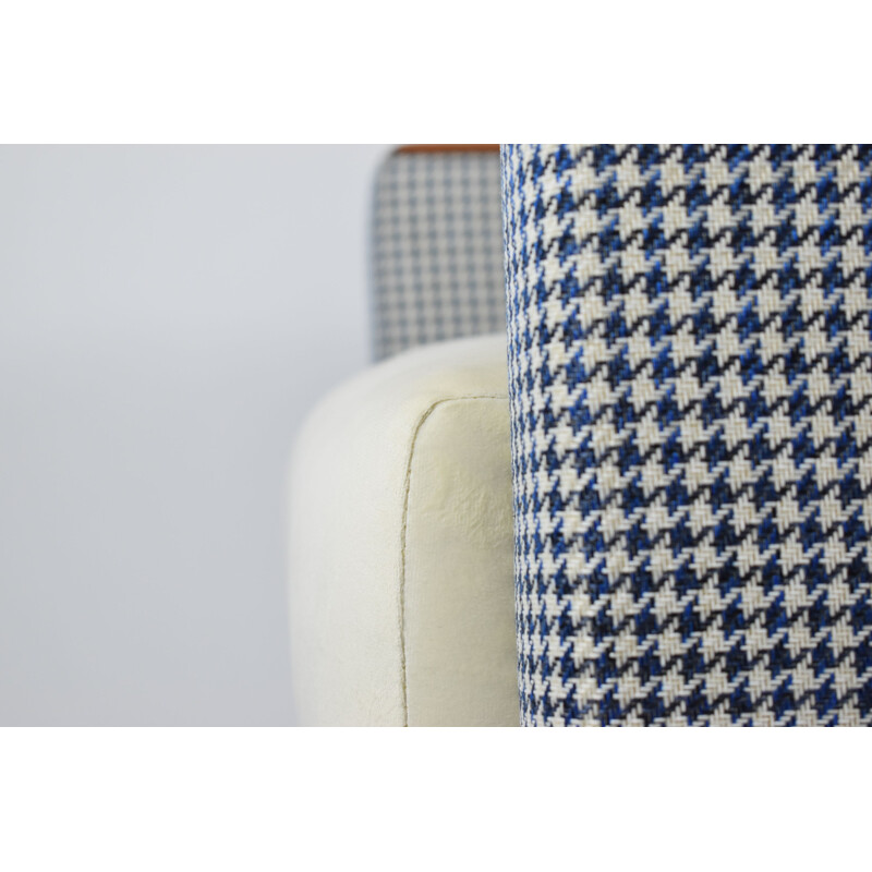 Vintage fauteuil met houndstooth stof in blauw-beige fluweel 1960