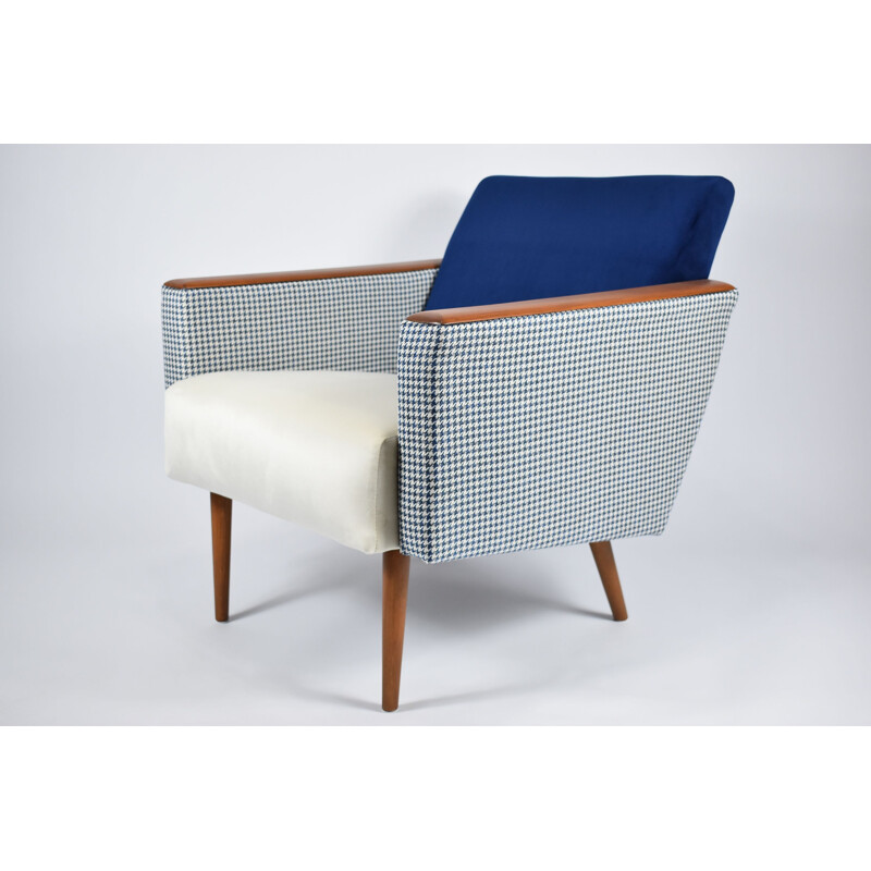 Fauteuil vintage avec tissu pied de poule en velours bleu-beige 1960