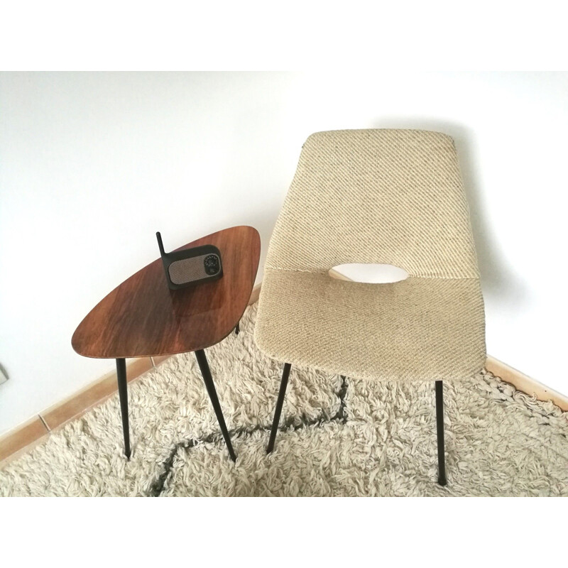 Paire de chaises vintage tonneau par Pierre Guariche 1950