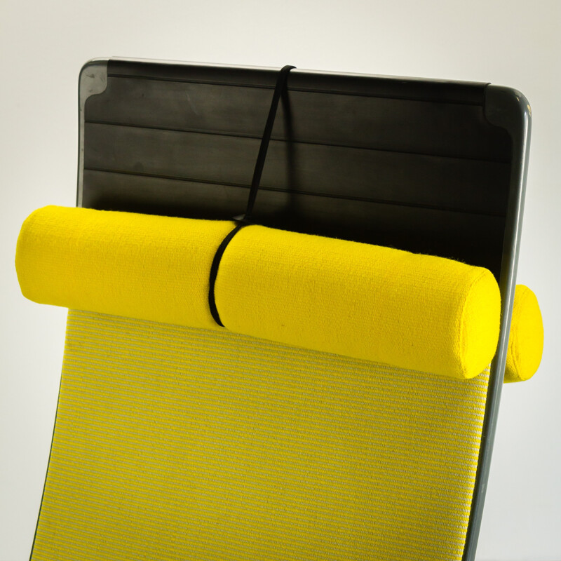 Artifort metal and yellow fabric lounge chair, Marcel WANDERS - 1980s