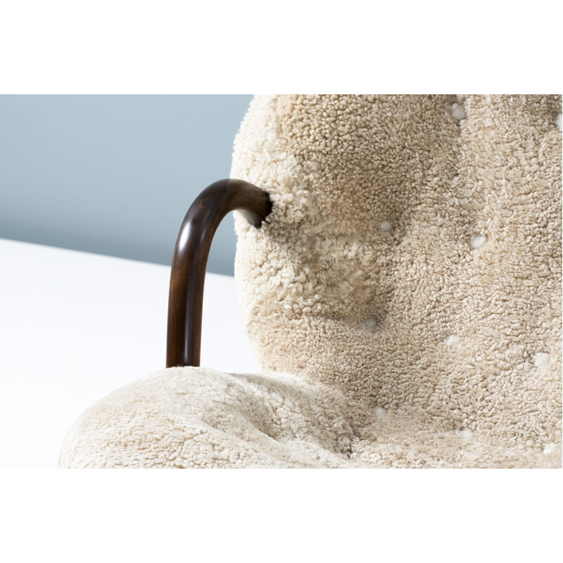 Vintage Philip Arctander sheepskin clam chair, 1944 