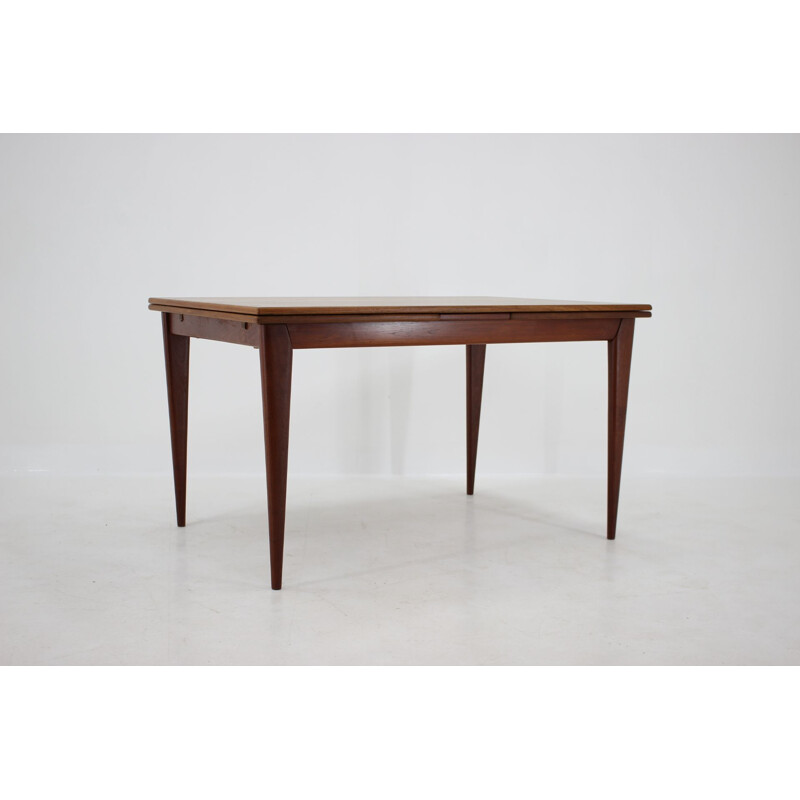 Vintage teak extendable dining table by Niels O. Møller, Denmark, 1960s 