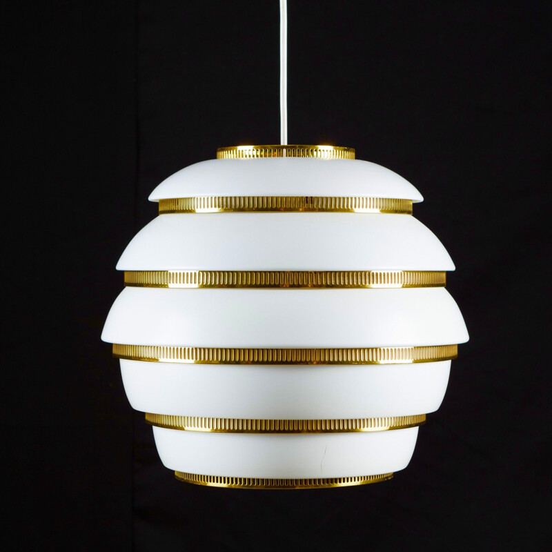 Vintage A331 white enamelled aluminium suspension by Alvar Aalto, 1965