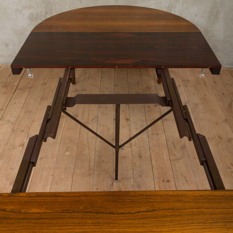 Vintage rosewood extandable table with 4 leaves by Severin Hansen Jr