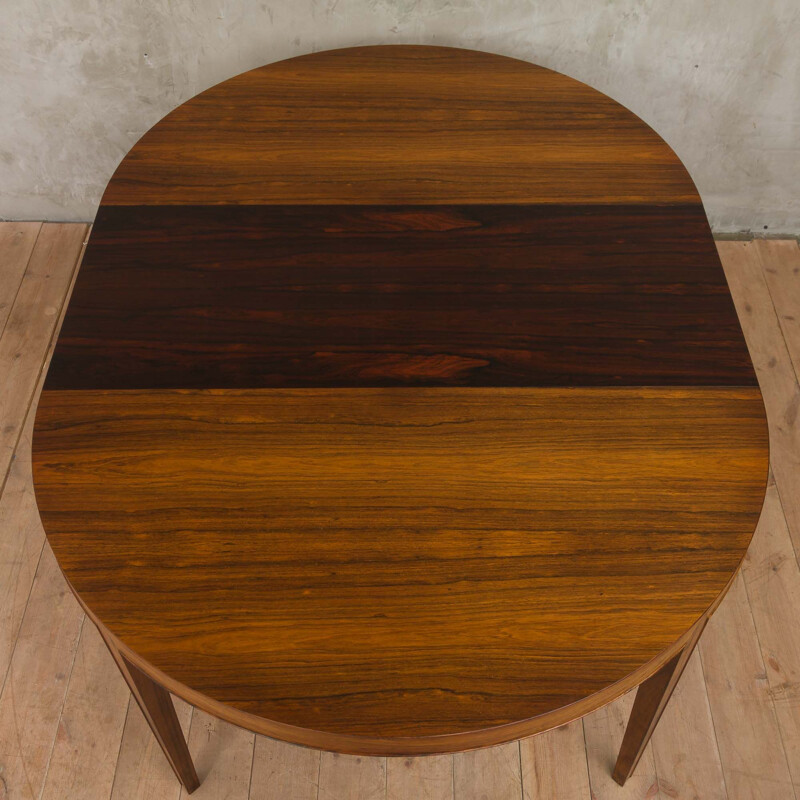 Vintage rosewood extandable table with 4 leaves by Severin Hansen Jr