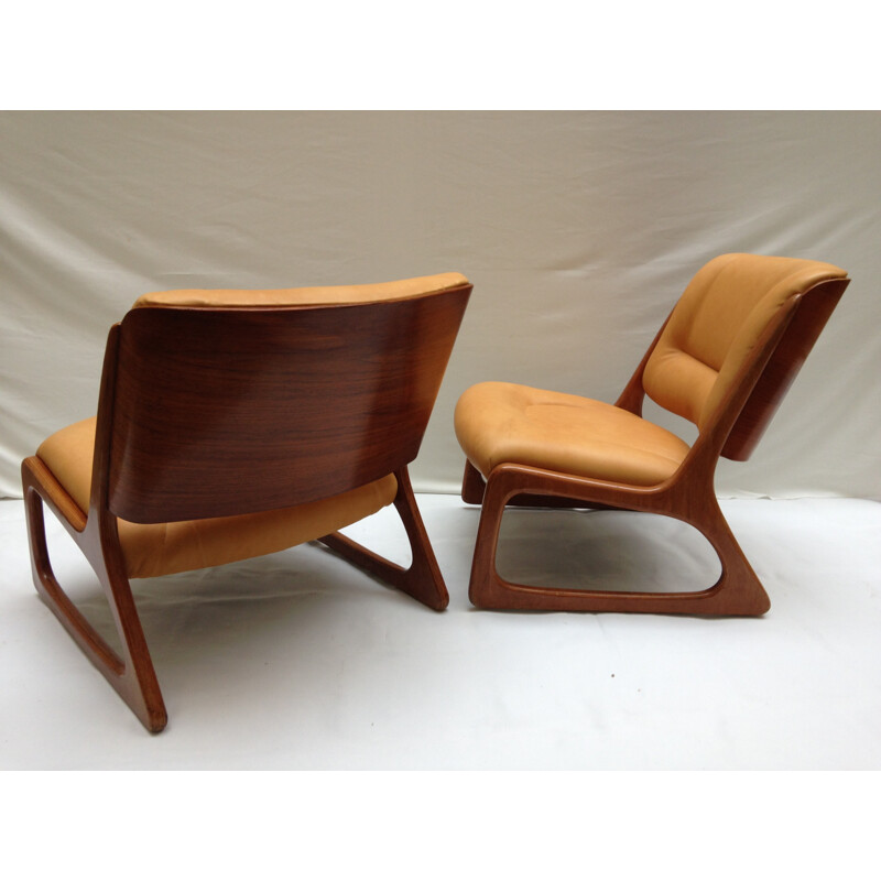 Paire de fauteuils vintage en cuir - années 60