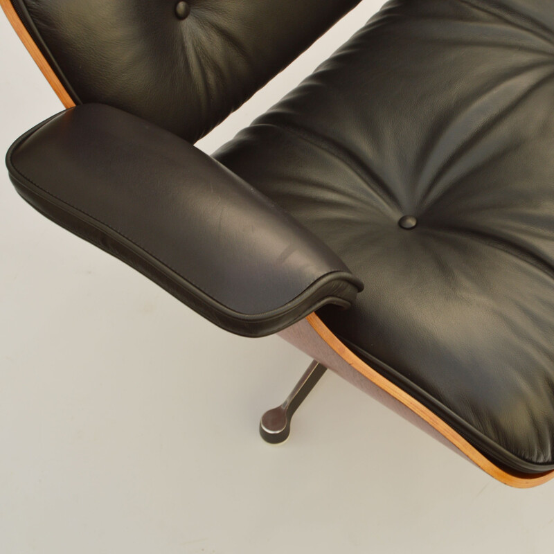 Vintage Eames Lounge Chair in Rosewood by Herman Miller, 1960s