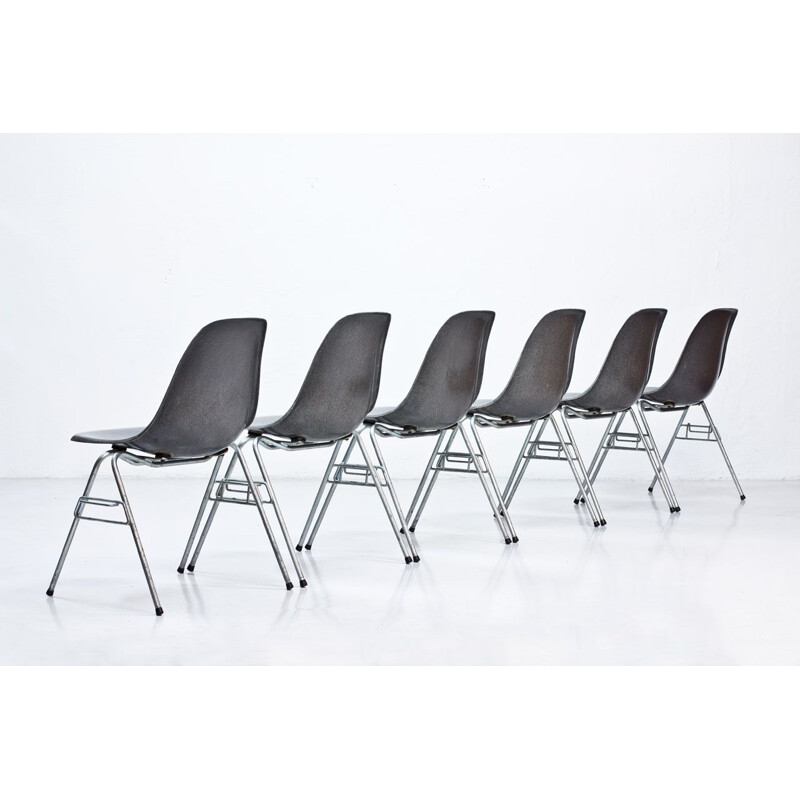 Vintage set of 6 Grey Fiberglass Model DSS Dining Chairs by Charles & Ray Eames for Hille