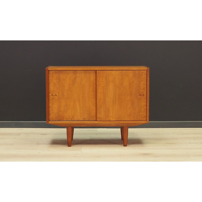 Vintage danish cabinet in teakwood by Ib Kofod-Larsen 1970