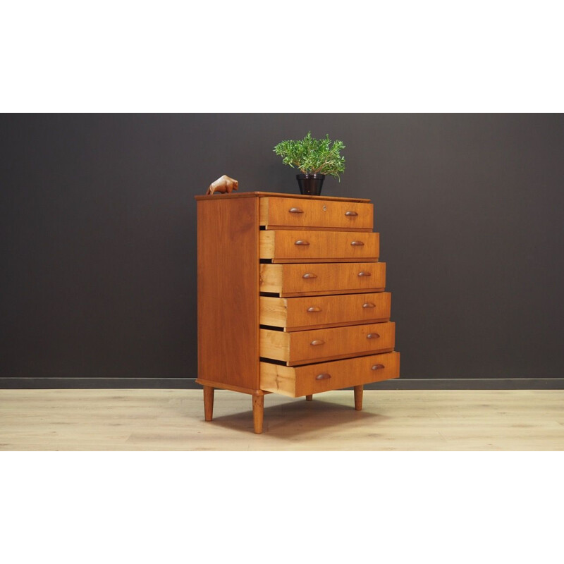 Vintage danish chest of drawers in teakwood 1970