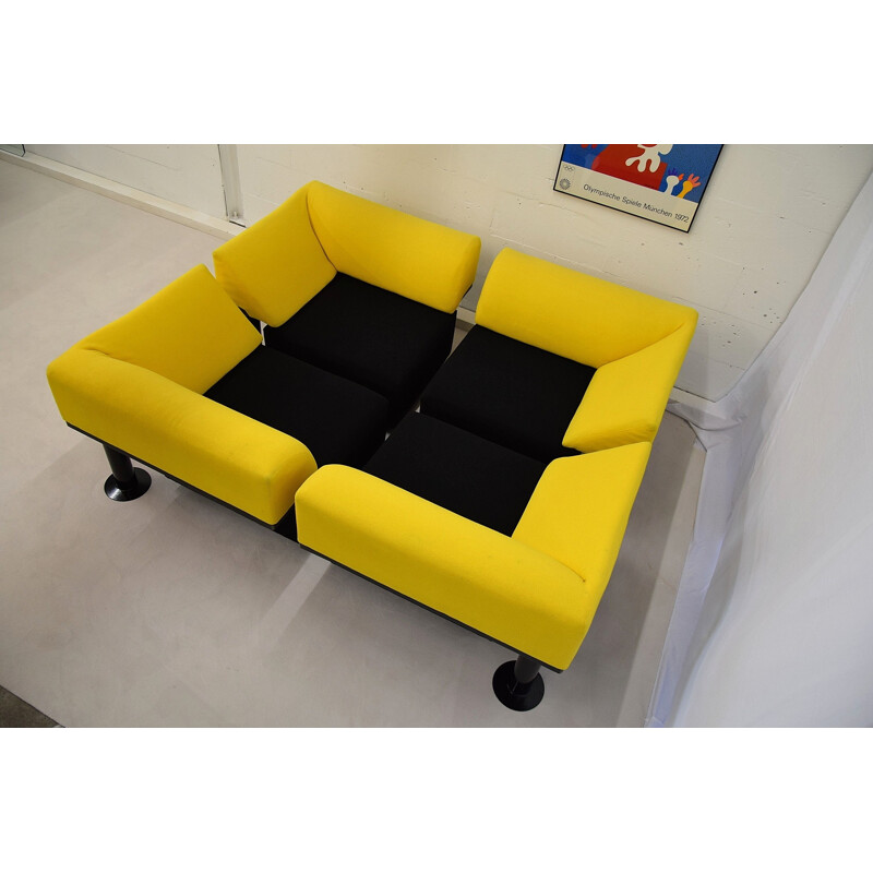 Vintage-Sofa von Artifort in Schwarz und Gelb