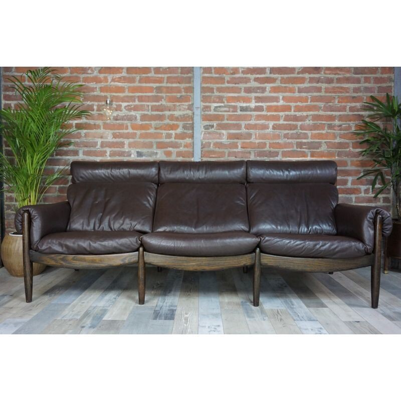 Vintage sofa in wood and leather Durlet