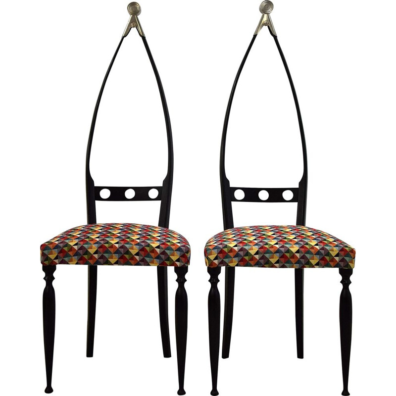 Paire de chaises vintage sculpturales laquées noires du milieu du siècle Pozzi et Verga,  Italie