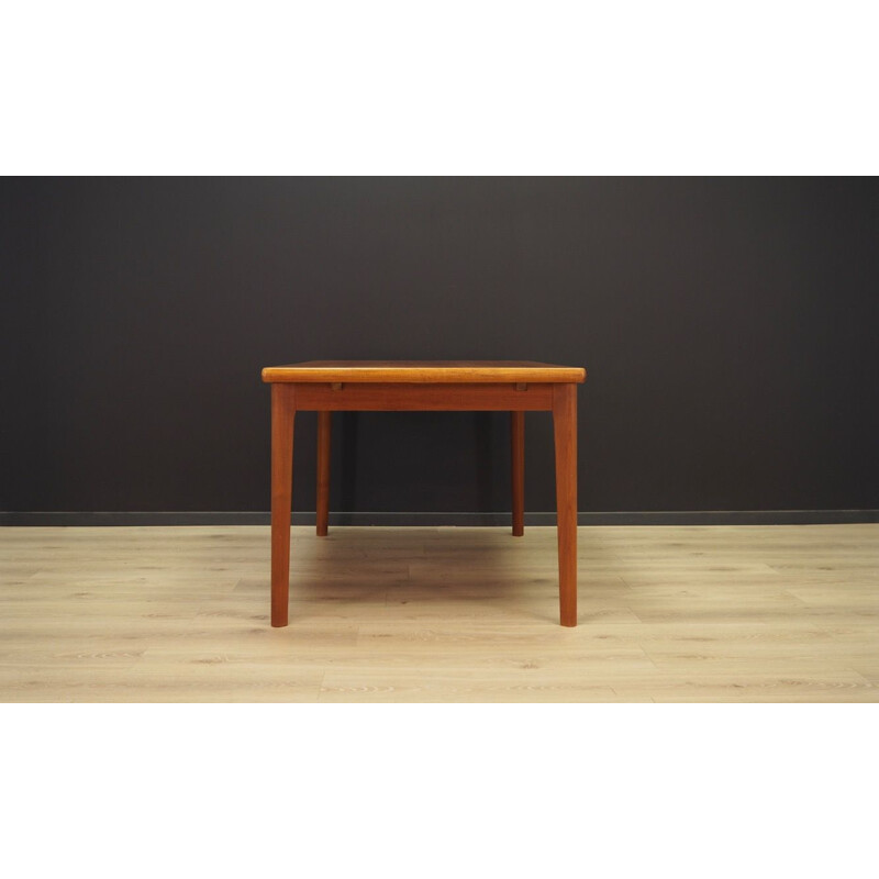 Vintage extendable table by Grete Jalk in teakwood 1960s