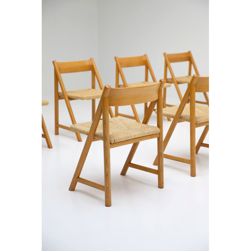 Ensemble de 8 chaises à repas vintage en bois de hêtre