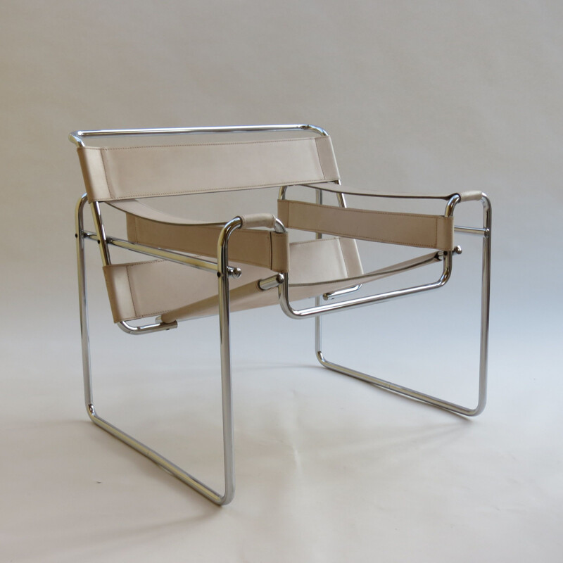 Vintage B3 Wassily chair in cream leather By Marcel Breuer For Gavina, Italy, 1960s 