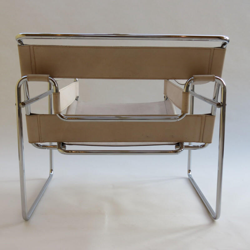 Chaise Wassily vintage B3 en cuir crème Par Marcel Breuer Pour Gavina, Italie, 1960 