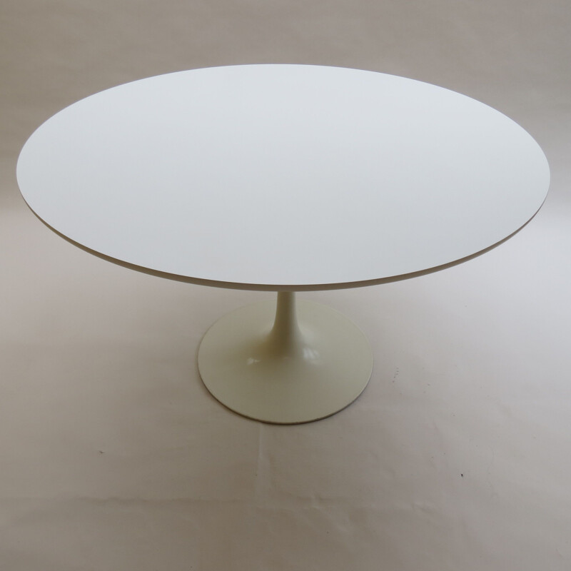 Vintage Tulip dining table by Maurice Burke for Arkana, UK, 1960s 