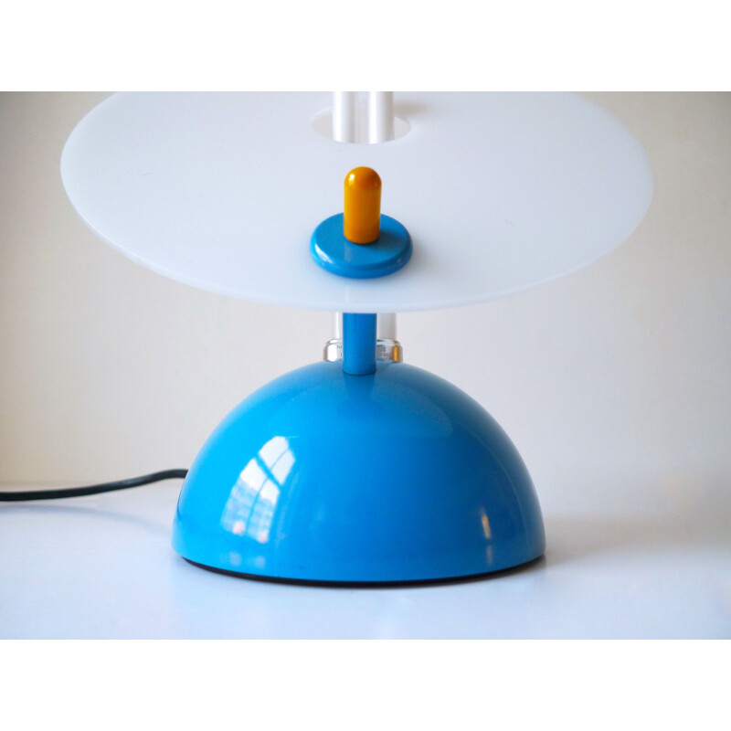 Vintage rare Memphis-Style Italian table lamp, 1980s