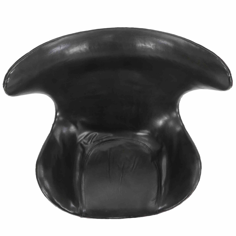 Fauteuil vintage "Egg Chair" cuir noir, Arne Jacobsen