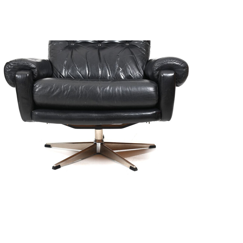 Pair of Scandinavian black Leather Lounge Chairs with Ottoman