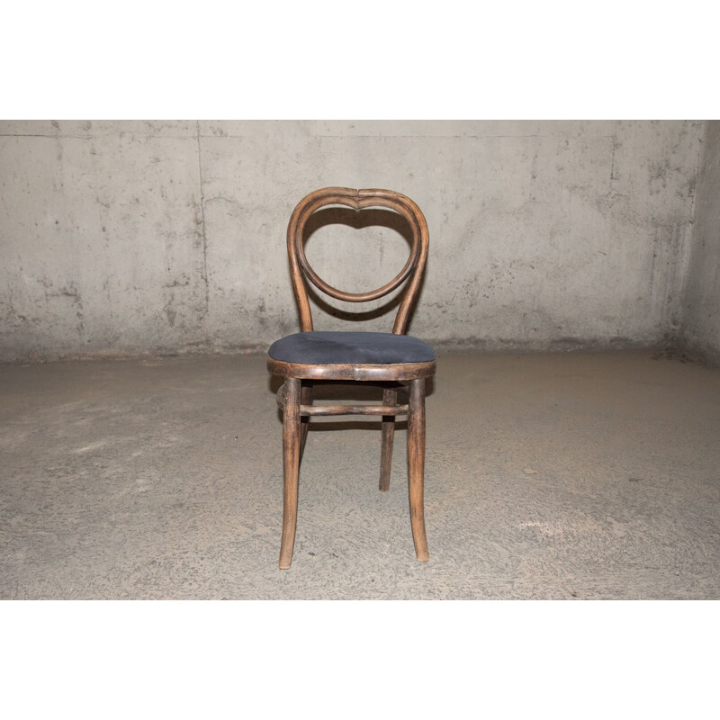 Vintage chair N 28 "heart" by Thonet 