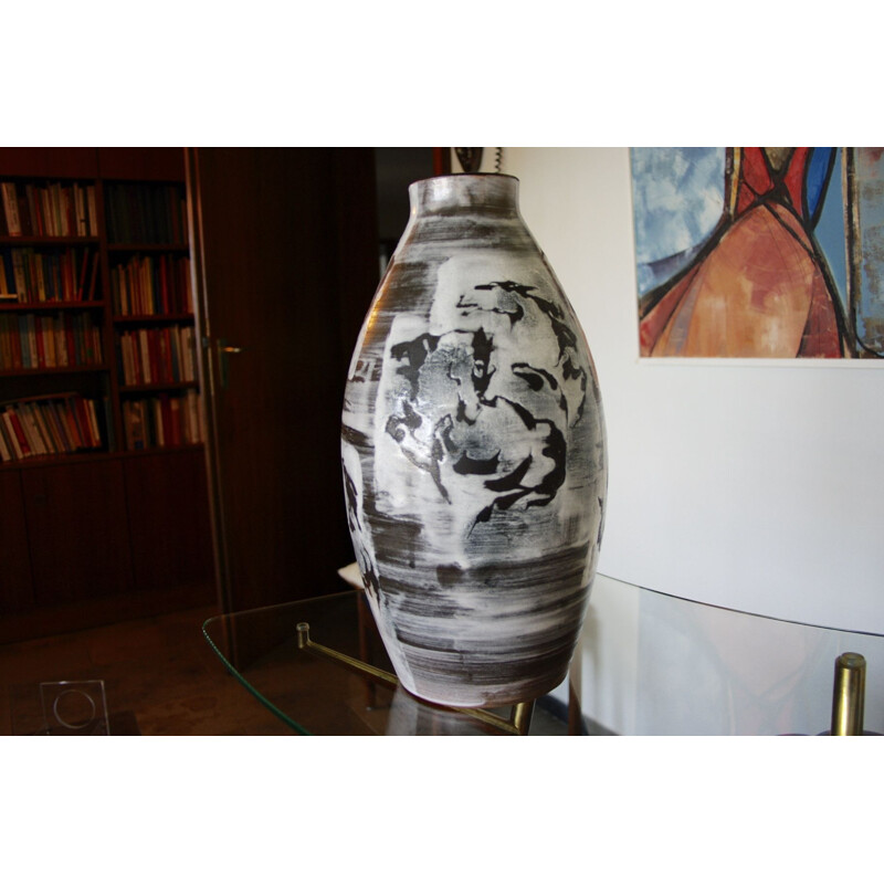 Grand vase vintage au décors de chevaux de Gustav Spoerri