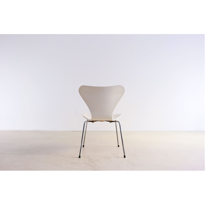 Set of 4 vintage chairs by Arne Jacobsen for Fritz Hansen