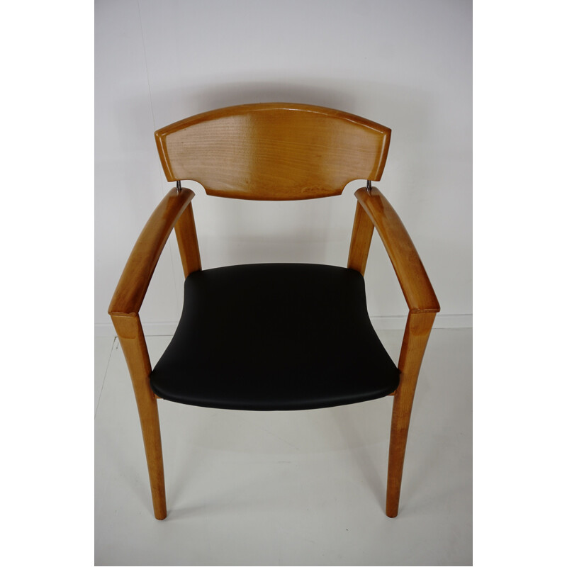 Set of 6 vintage solid beech chairs 1980