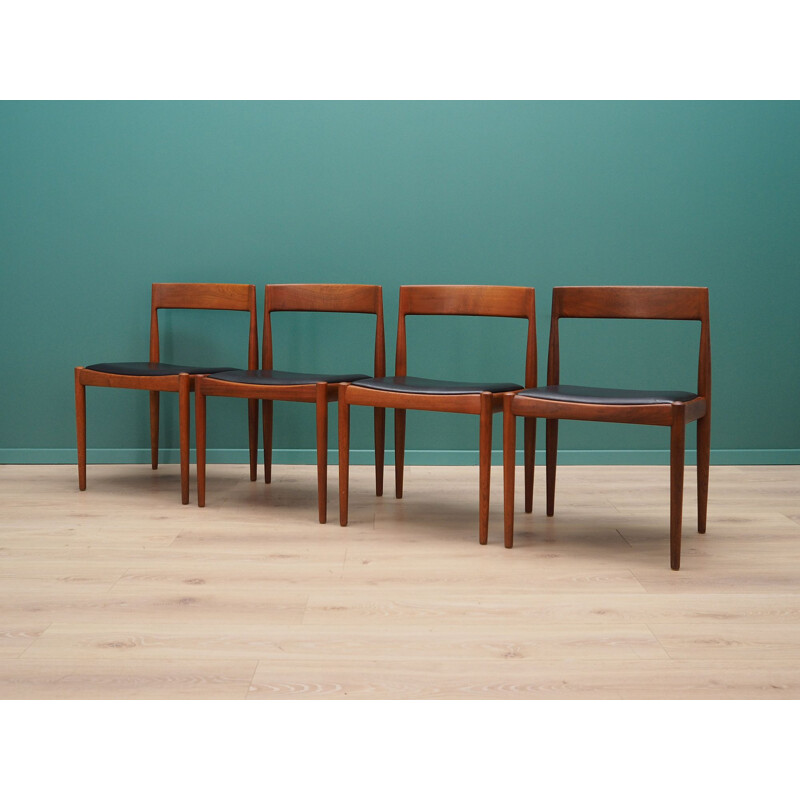 Ensemble de quatre chaises vintage Dessiné par Kai Kristiansen, produit par Fritz Hansen à partir de 1970