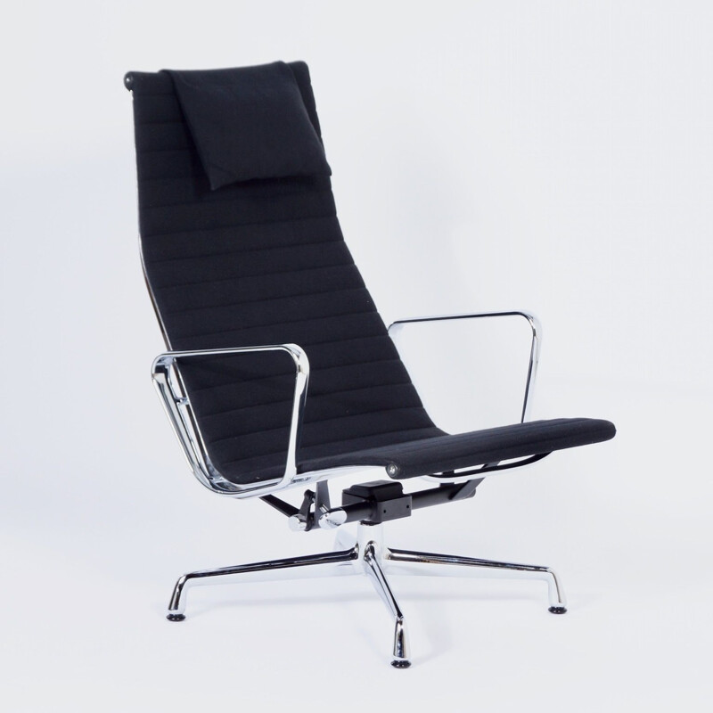 Vintage EA 124 Lounge Chair by Charles and Ray Eames for Vitra, Black Hopsack 2000