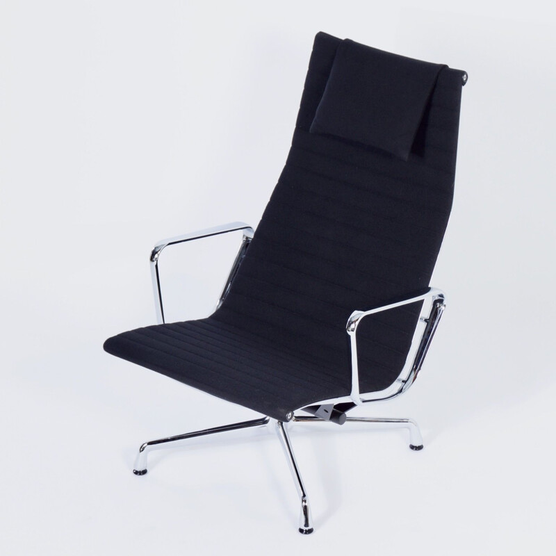 Vintage EA 124 Lounge Chair by Charles and Ray Eames for Vitra, Black Hopsack 2000