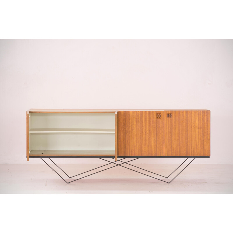 Enfilade minimaliste vintage à poignées carrées, 1960