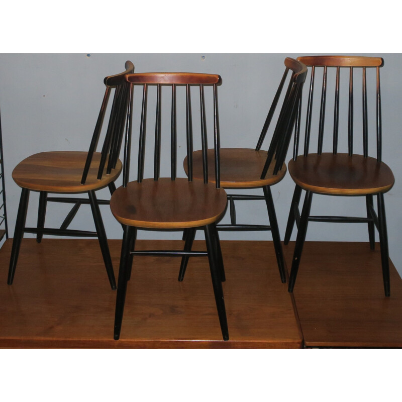 Suite de 4 chaises vintage Ercol à dossier autocollant ébonisées, 1950