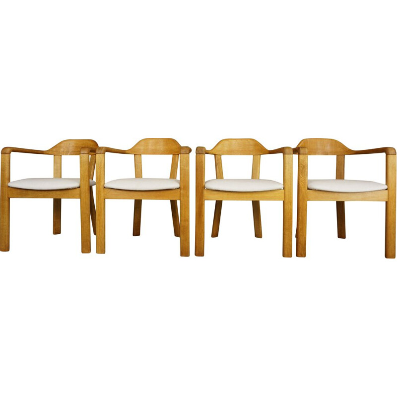 Suite de 4 chaises vintage belge en chêne 1970