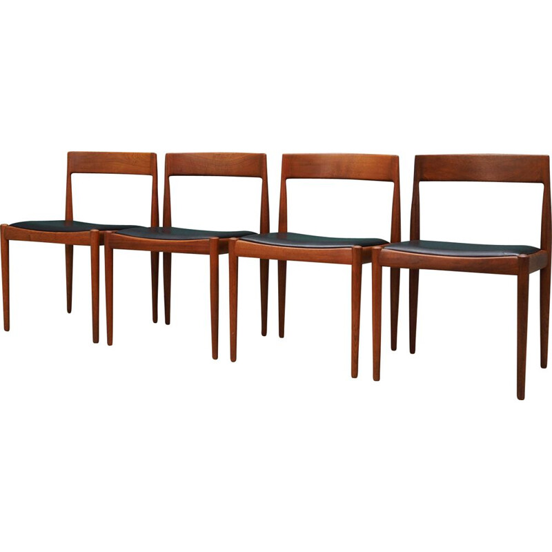 Set of four vintage chairs Designed by Kai Kristiansen, produced by Fritz Hansenfrom 1970