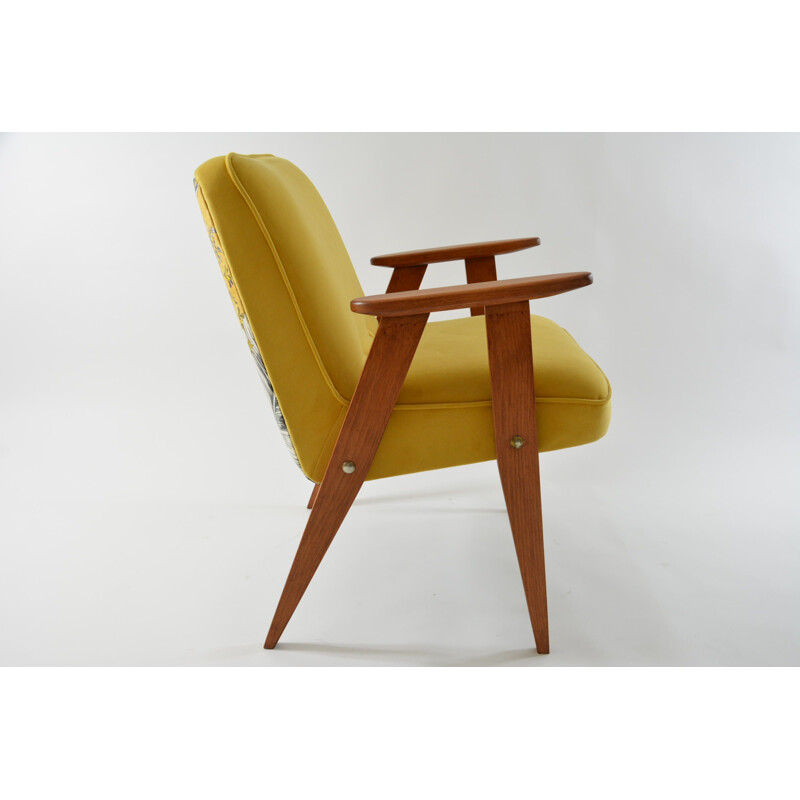 Vintage fauteuil 366 gesigneerd J.Chierowski in geel met vogels