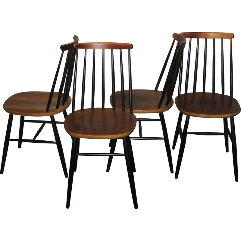 Vintage set of 4 Ercol ebonized stickback chairs 1950s