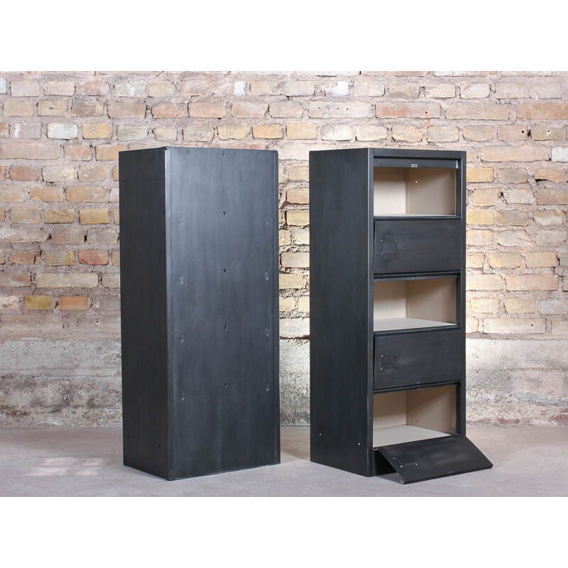 Industrial storage cabinet with 5 flaps with brushed steel finish 