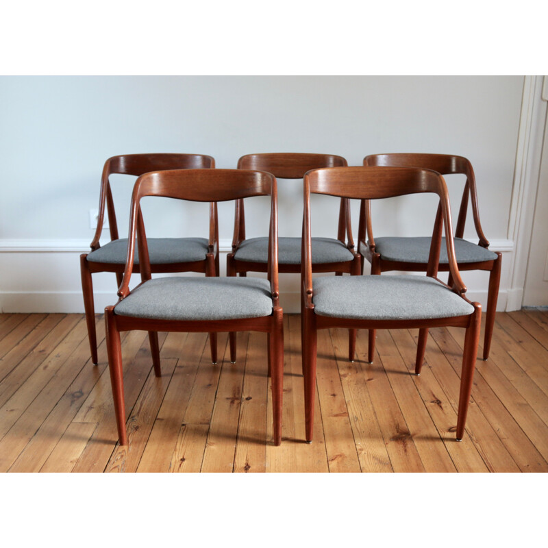 Series of 5 Scandinavian teak chairs by Johannes Andersen, 1960