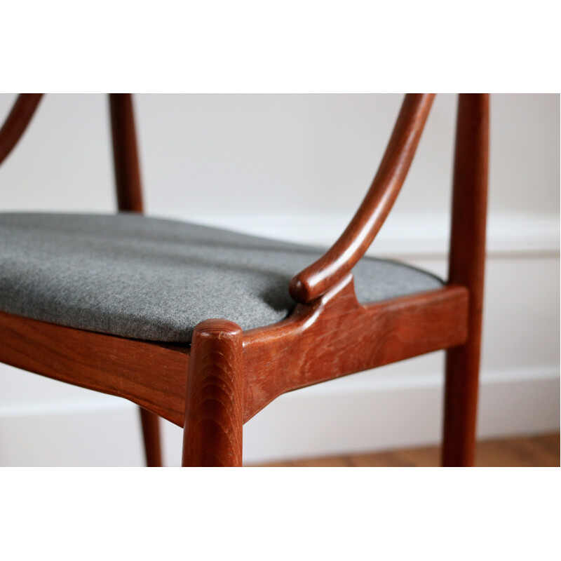 Series of 5 Scandinavian teak chairs by Johannes Andersen, 1960