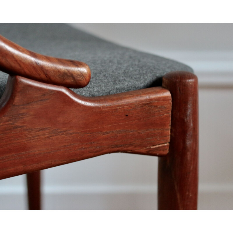 Series of 5 Scandinavian teak chairs by Johannes Andersen, 1960