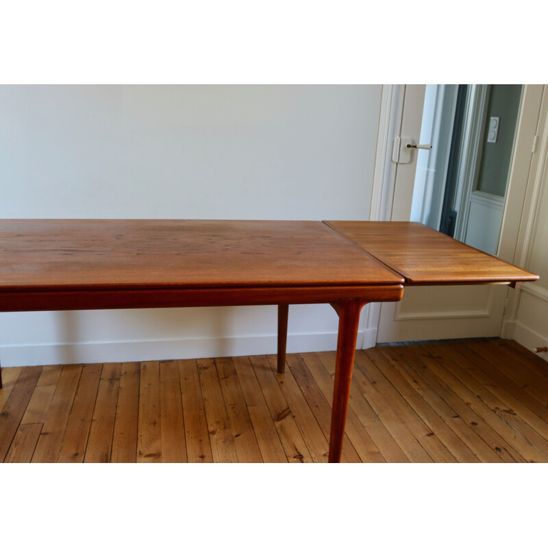 Scandinavian teak table by Johannes Andersen, 1960