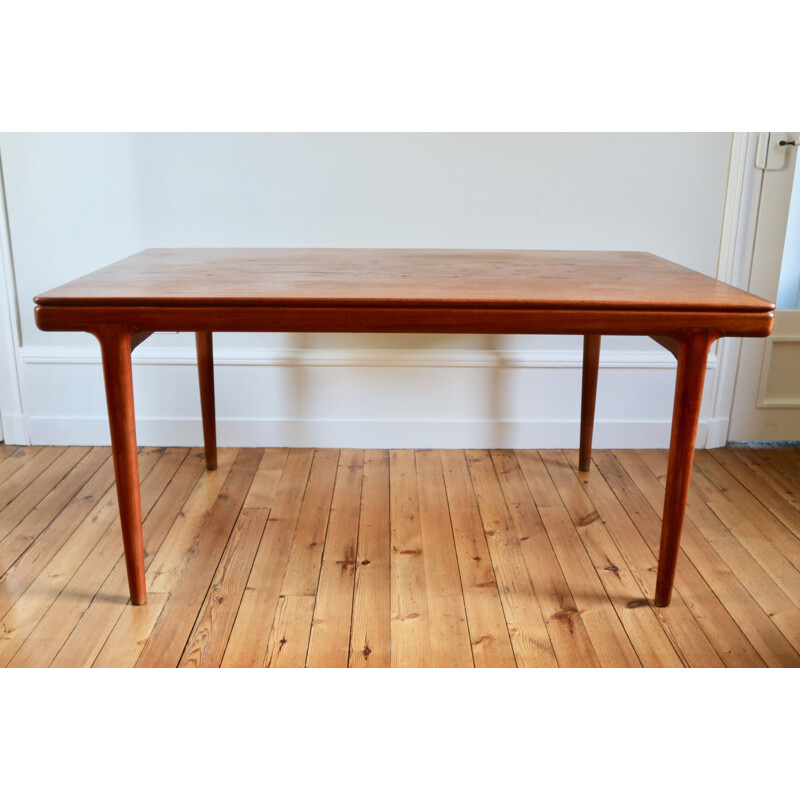 Scandinavian teak table by Johannes Andersen, 1960