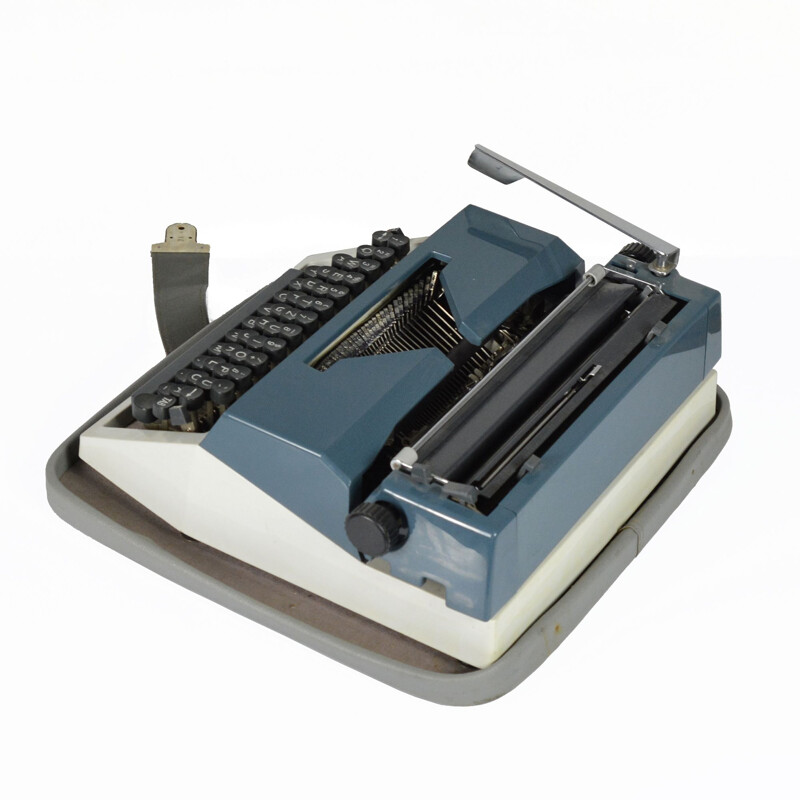 Vintage Suitcase typewriter model 3040 by Erika, Germany, 1971