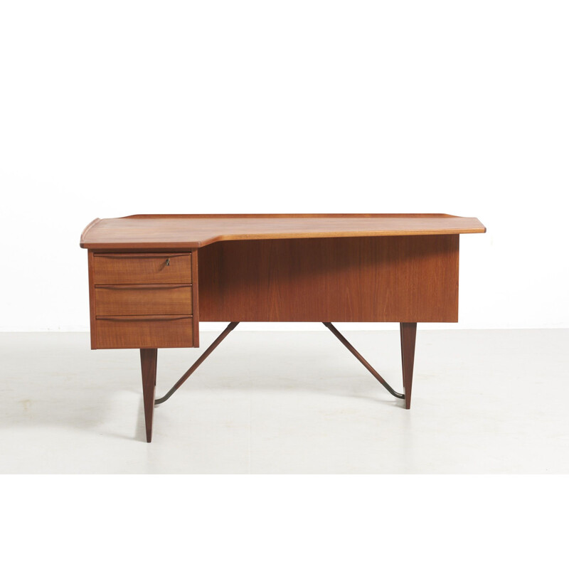 Vintage "boomerang" desk by Peter Løvig Nielsen, 1950s